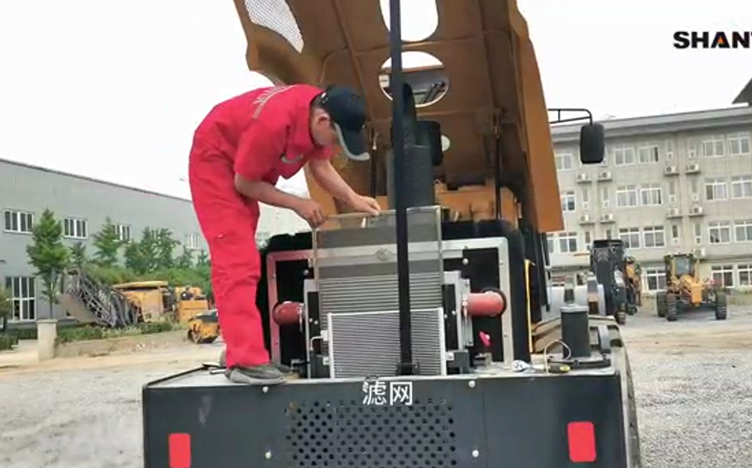 工程機(jī)械車輛高溫清洗步驟及檢查方法